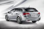 Toyota Avensis SW 2011 года